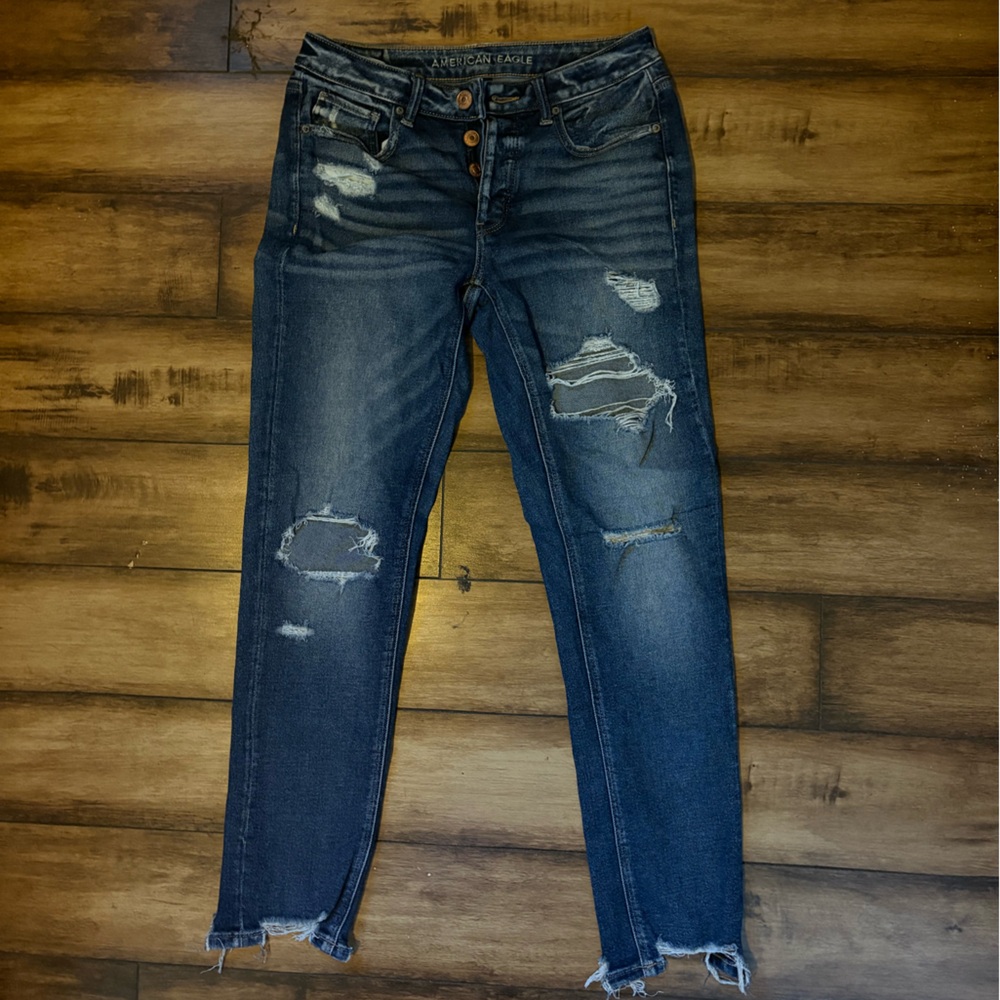American Eagle Tomgirl Jeans